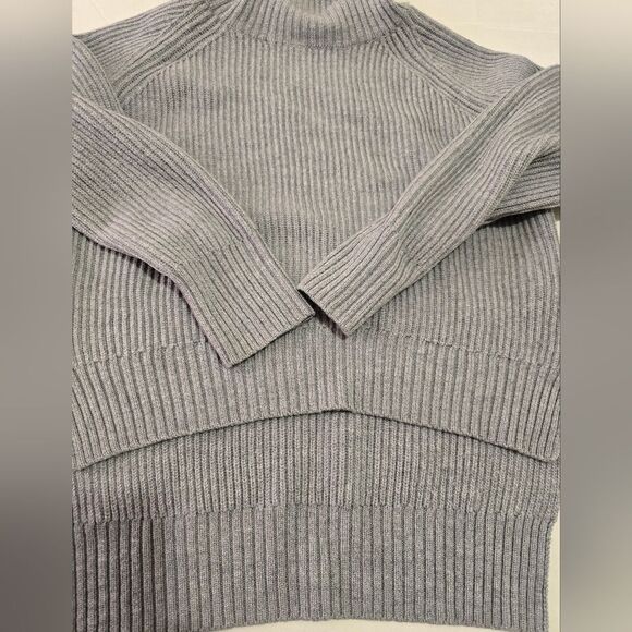 Aritzia Wilfred Free Cowl Neck Merino Wool Sweater In Grey Size Medium - Picture 4 of 8
